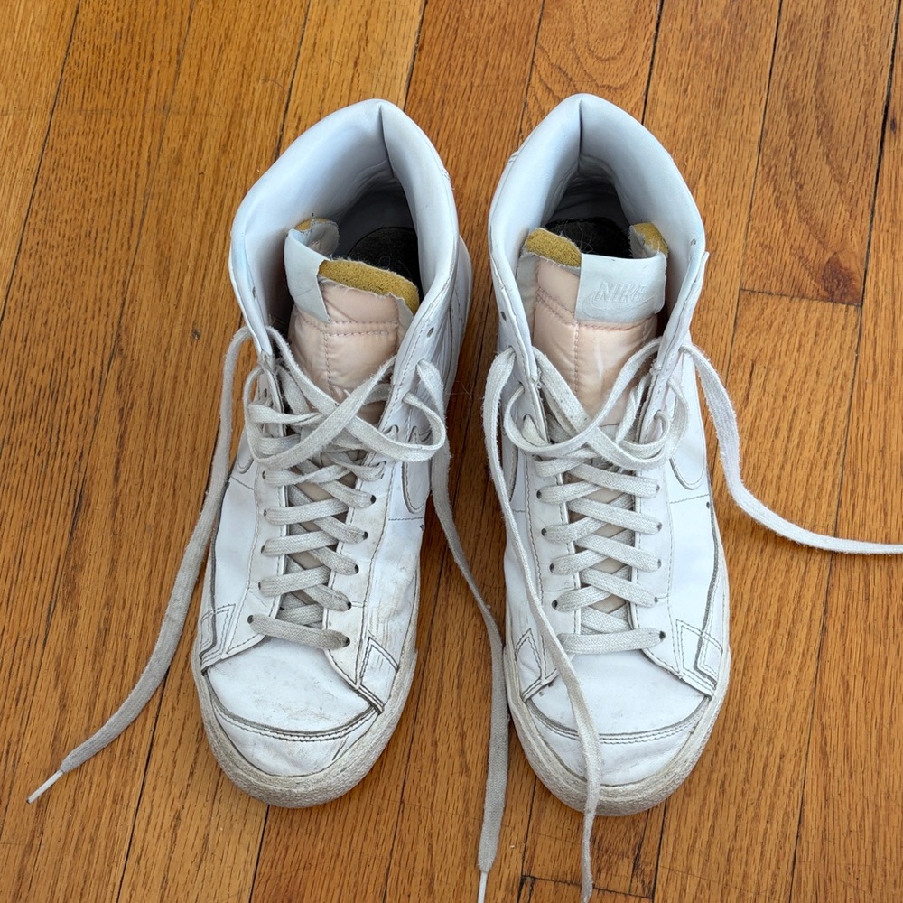Nike White High-Top Sneakers with Pale Pink Tongue Accents